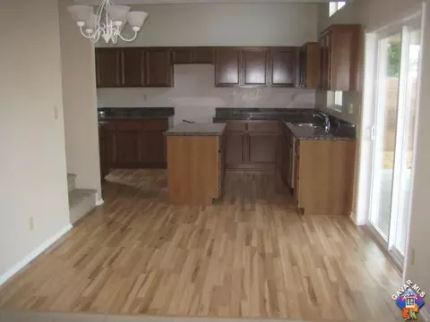 37007 Firethorn St, Palmdale, CA 93550 photo 7