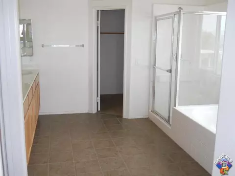 2033 Keaton Way, Lancaster, CA 93536 photo 11