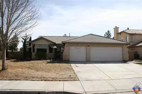 45828 Barham Ave, Lancaster, CA 93534 photo 1