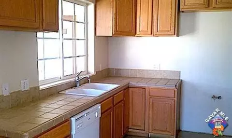 1258 Avenue R E, Palmdale, CA 93550 photo 7