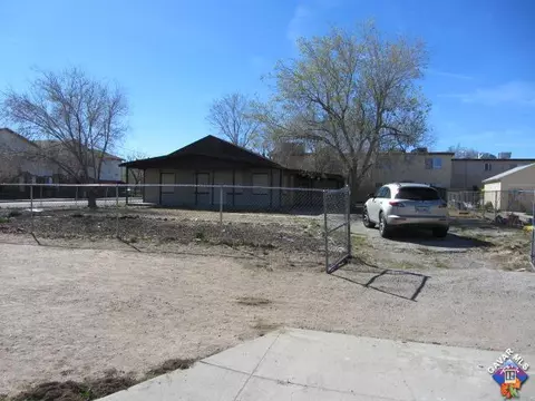 38639 11th St, Palmdale, CA 93550 photo 2