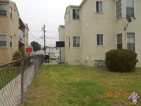 1740 Scott Out Rd, Burbank, CA 91504 photo 3