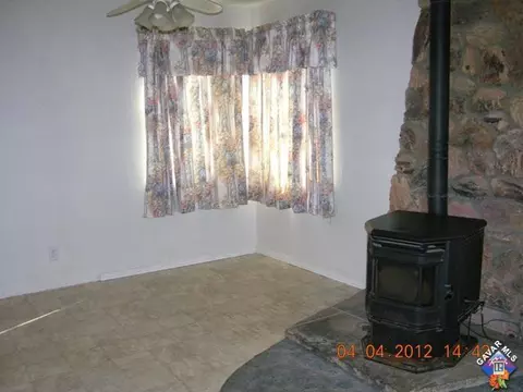 45454 Newtree Ave, Lancaster, CA 93534 photo 4