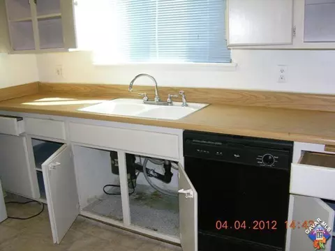 45454 Newtree Ave, Lancaster, CA 93534 photo 3