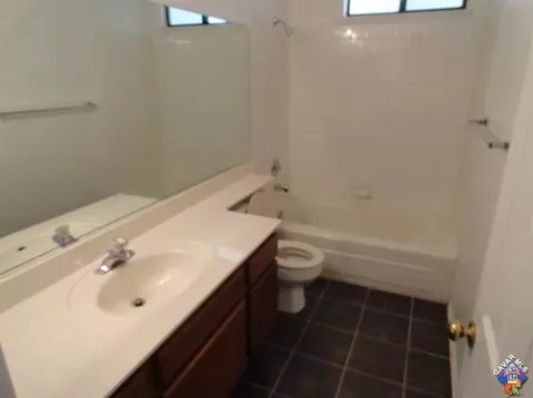 43345 Carol Dr, Lancaster, CA 93535 photo 5