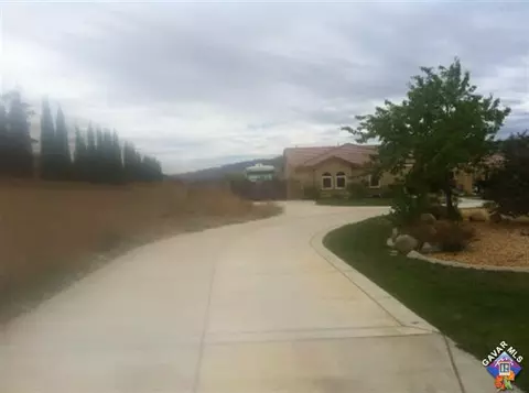4038 Equestrian Way, Lancaster, CA 93536 photo 5