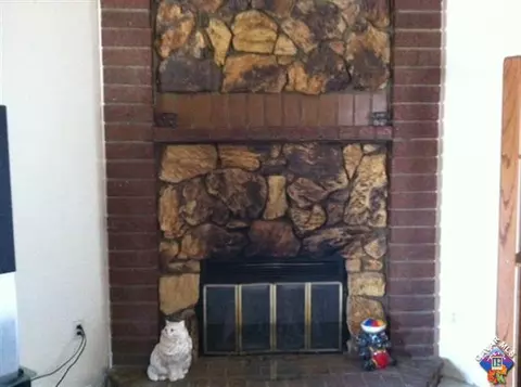 14328 Lear St, Mojave, CA 93501 photo 3