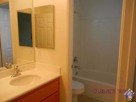 2512 Yarrow Ct, Palmdale, CA 93551 photo 5