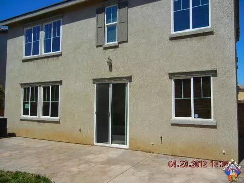 2512 Yarrow Ct, Palmdale, CA 93551 photo 4
