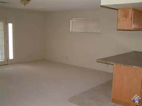 746 E Ivesbrook St, Lancaster, CA 93535 photo 10