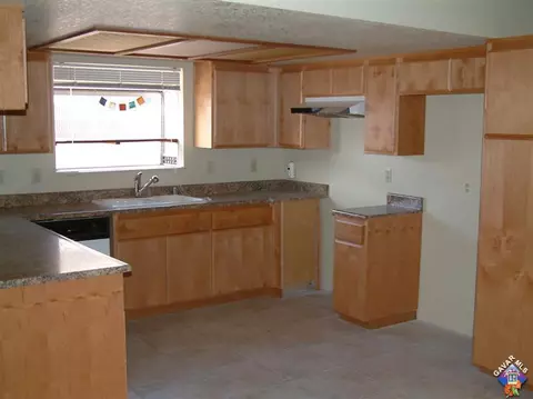 746 E Ivesbrook St, Lancaster, CA 93535 photo 19