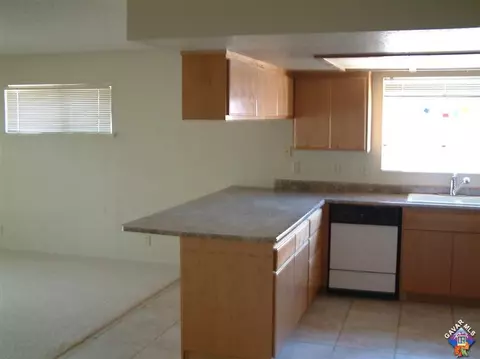 746 E Ivesbrook St, Lancaster, CA 93535 photo 16