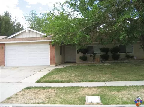 1050 E Lingard St, Lancaster, CA 93535 photo 1