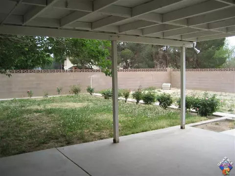 1050 E Lingard St, Lancaster, CA 93535 photo 13