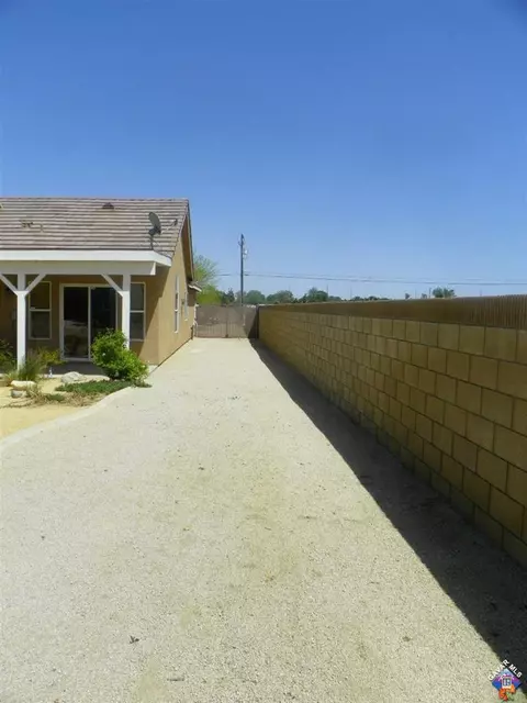 42703 W 22nd St, Lancaster, CA 93536 photo 20