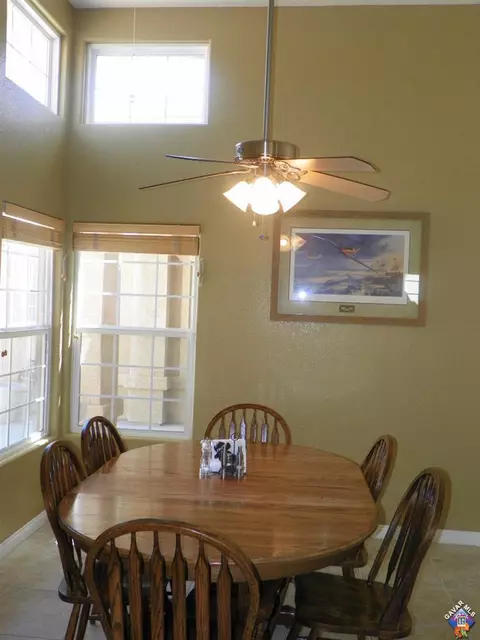 42703 W 22nd St, Lancaster, CA 93536 photo 5