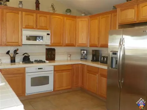 42703 W 22nd St, Lancaster, CA 93536 photo 4