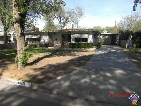 44256 Elm Ave, Lancaster, CA 93534 photo 2