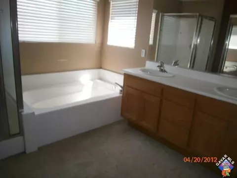42349 Ridge View Dr, Lancaster, CA 93536 photo 5