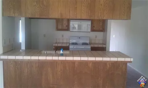 44203 Fine St, Lancaster, CA 93536 photo 4