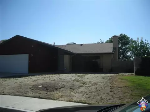 44203 Fine St, Lancaster, CA 93536 photo 2
