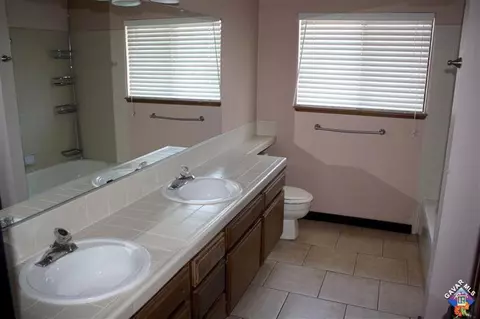 1308 Herzel Ave, Lancaster, CA 93535 photo 15
