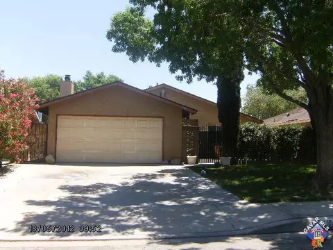 44458 E Sancroft Ave, Lancaster, CA 93535 photo 1