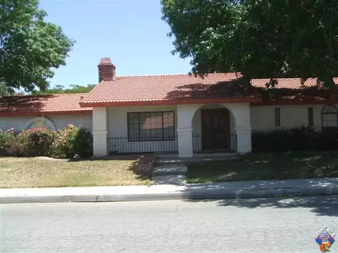 3216 Versailles Ct, Lancaster, CA 93536 photo 1