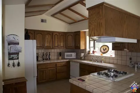 34233 Crown Valley Rd, Acton, CA 93510 photo 7