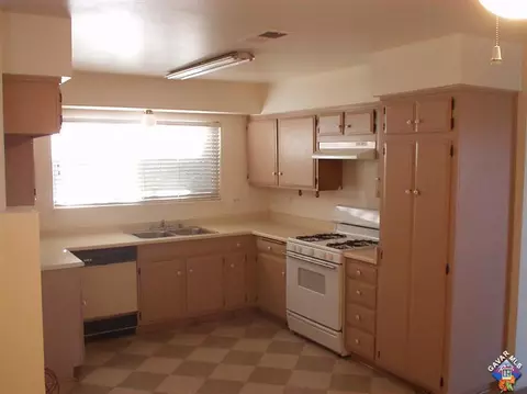45702 Fig Ave, Lancaster, CA 93534 photo 6