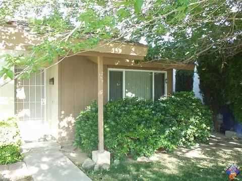 45702 Fig Ave, Lancaster, CA 93534 photo 4