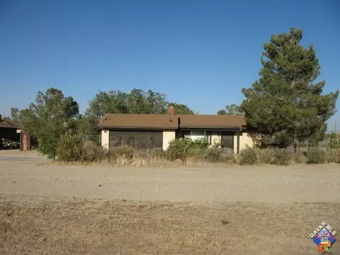 40504 163rd St, Lancaster, CA 93535 photo 2