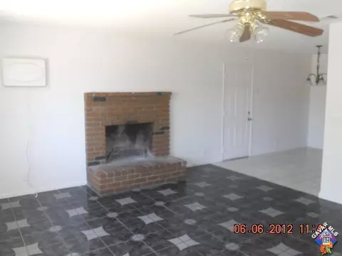 40964 166th St, Lancaster, CA 93535 photo 4