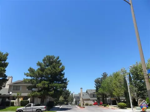 39237 W 10th St #E, Palmdale, CA 93551 photo 1