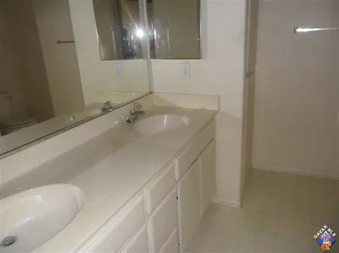 39237 W 10th St #E, Palmdale, CA 93551 photo 17