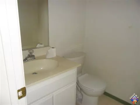 39237 W 10th St #E, Palmdale, CA 93551 photo 12