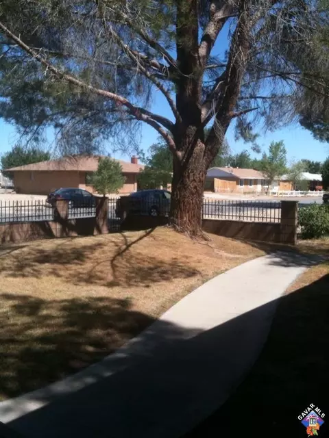 40528 Fieldspring St, Lancaster, CA 93535 photo 4