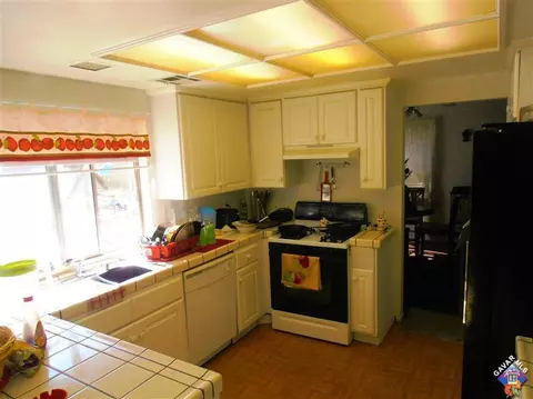 43853 17th St E, Lancaster, CA 93535 photo 5