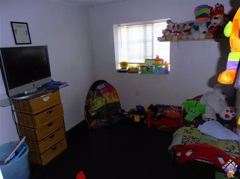 43853 17th St E, Lancaster, CA 93535 photo 9