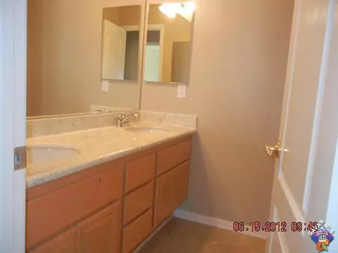 43927 Danya Ln, Lancaster, CA 93536 photo 8