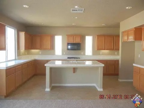 43927 Danya Ln, Lancaster, CA 93536 photo 3
