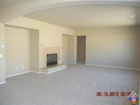 43927 Danya Ln, Lancaster, CA 93536 photo 4