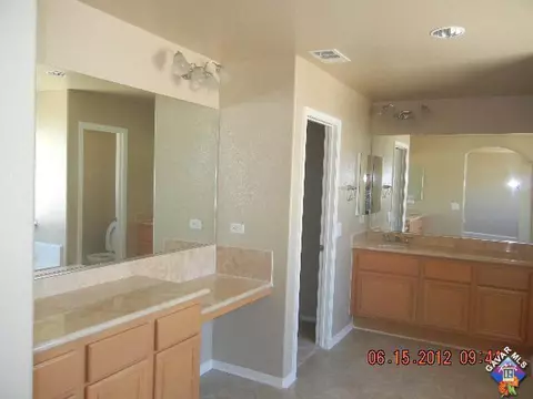 43927 Danya Ln, Lancaster, CA 93536 photo 11