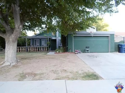 44732 Fenhold St, Lancaster, CA 93535 photo 1