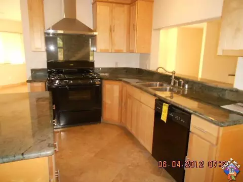 33061 Acklins Ave, Acton, CA 93510 photo 3