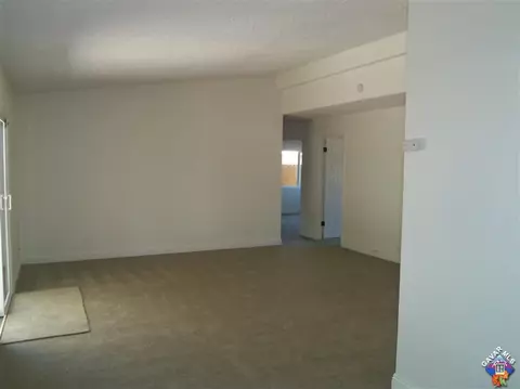 45446 Fig Ave, Lancaster, CA 93534 photo 4