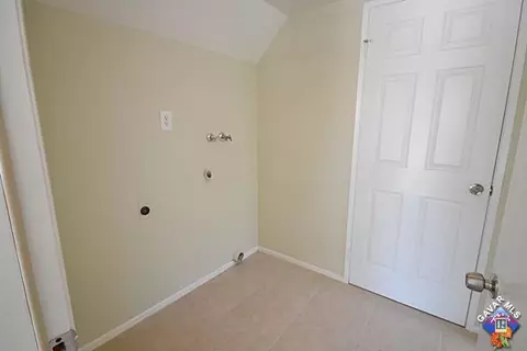 639 E Kettering St, Lancaster, CA 93535 photo 21