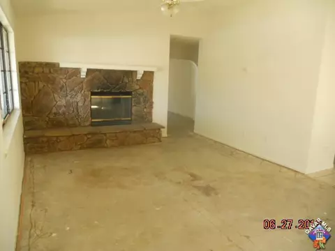 41127 E 169th St, Lancaster, CA 93535 photo 2