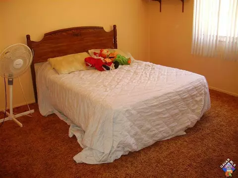 1300 W Kettering St, Lancaster, CA 93534 photo 7