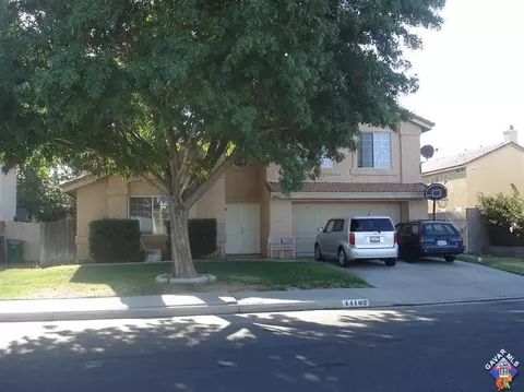 44102 27th St, Lancaster, CA 93535 photo 4